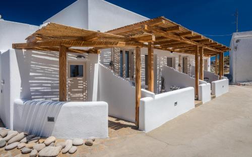 ทัศนียภาพภายนอกโรงแรม, Geomilos Deluxe Rooms in เกาะมีลอส