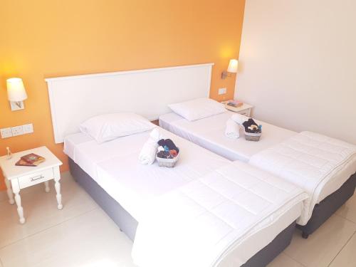 Christos Napa Self Serviced Apartments 1