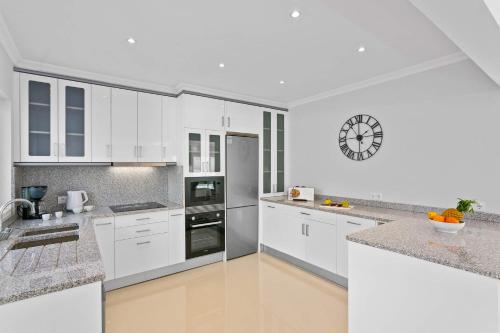 Facilities, Villa Pianda by Villa Plus in Escanxinhas