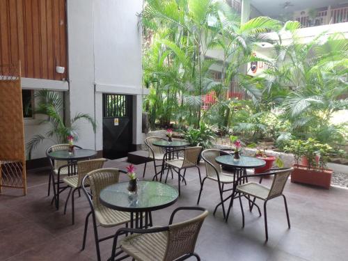 정원, Hotel Doña Carmen (Hotel Dona Carmen) in 레탈룰레우