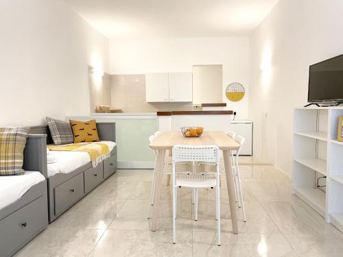 Ground Floor Central Valletta Home with Own Entrance
