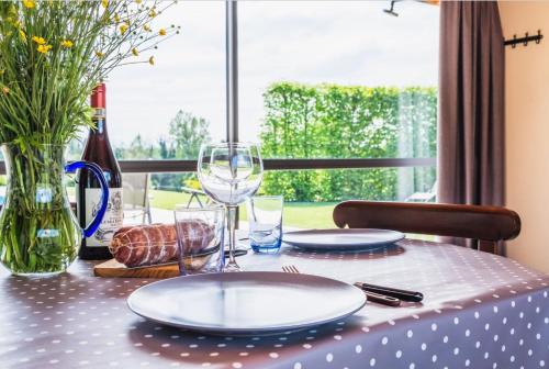 Iekārtas, Il casotto nelle Langhe in Farigliano