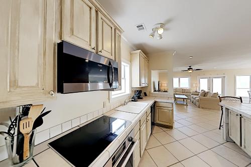 Exceptional Vacation Home in Gulf Shores home - image 6