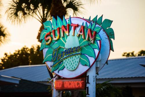Suntan Terrace – Nokomis, FL