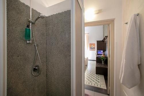 Double or Twin Room image 10