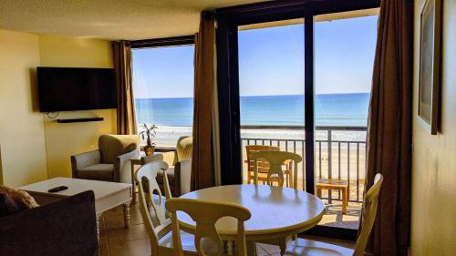Shell Island Resort - All Oceanfront Suites in Wrightsville Beach (NC)