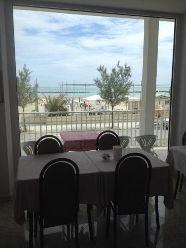 Hotel Mareblu - image 8