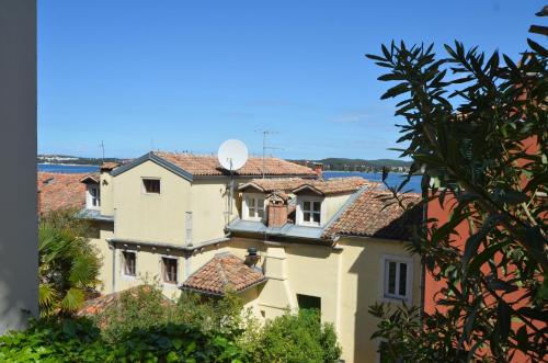 Sea View House Olja - image 3