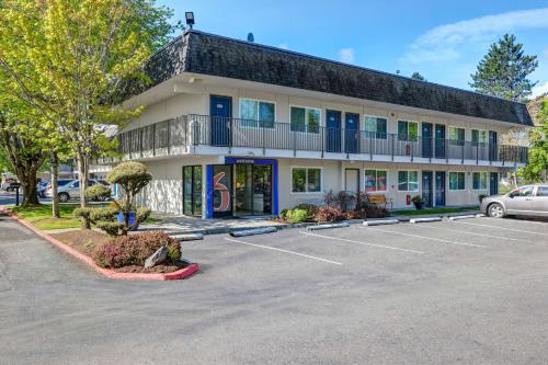 Motel 6-Issaquah, WA - Seattle - East – Issaquah, WA