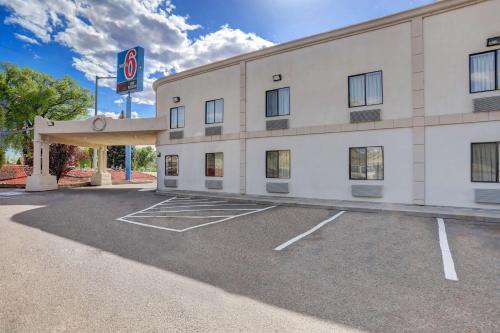 Motel 6-Espanola, NM - Hotel - Española