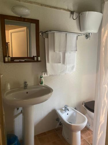 Albergo Le Casaline – Campello sul Clitunno, CT