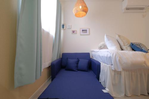 One-Bedroom Apartment image 9