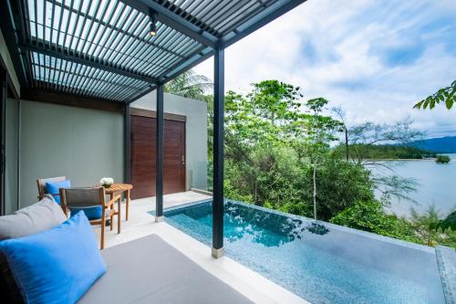 Anantara Layan Phuket Resort