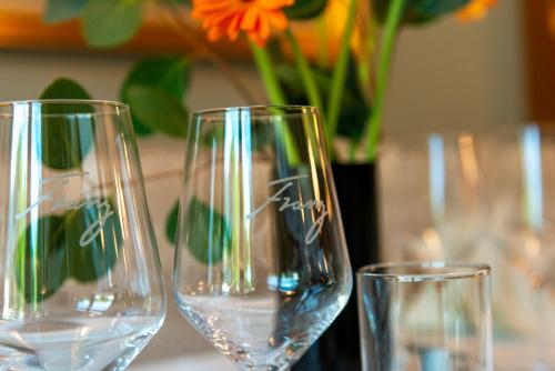 Best Western Premier Grand Hotel Russischer Hof - image 2