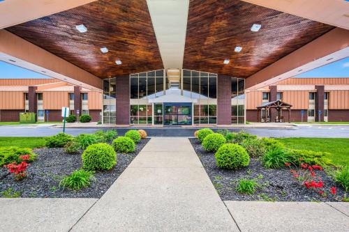 Quality Inn & Suites Florence - Cincinnati South