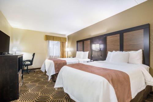 Quality Inn & Suites Florence - Cincinnati South