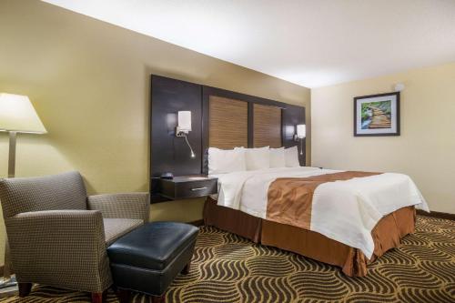 Quality Inn & Suites Florence - Cincinnati South