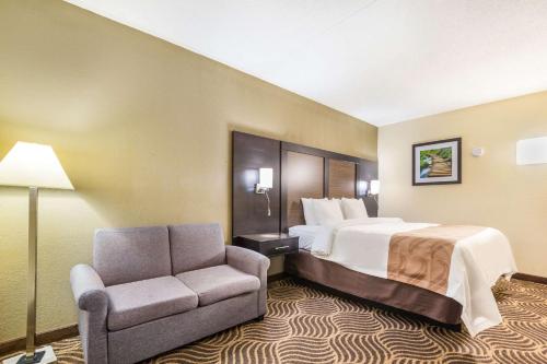 Quality Inn & Suites Florence - Cincinnati South