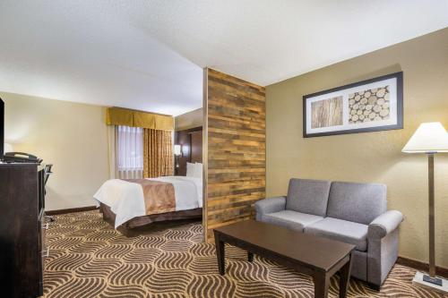 Quality Inn & Suites Florence - Cincinnati South