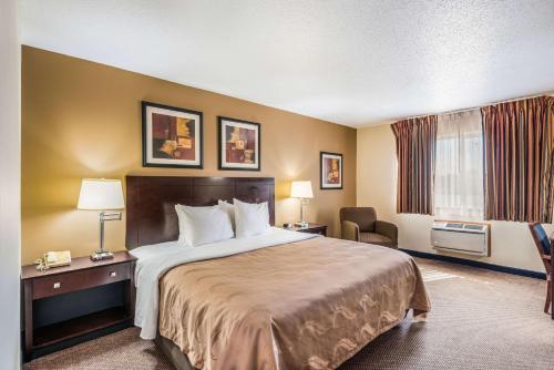 Quality Inn & Suites Eldridge Davenport North