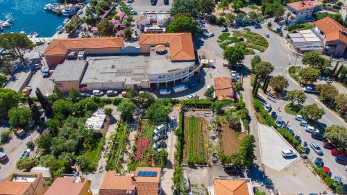 Apartments Adria Danka - image 13