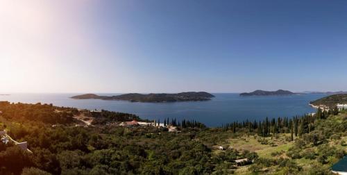 Luxury Villa Dubrovnik Dream with private pool and sea view near the beach in Orasac - Dubrovnik