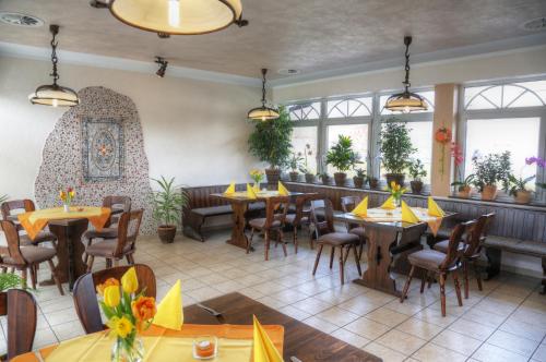 Pension & Gasthaus Kahren
