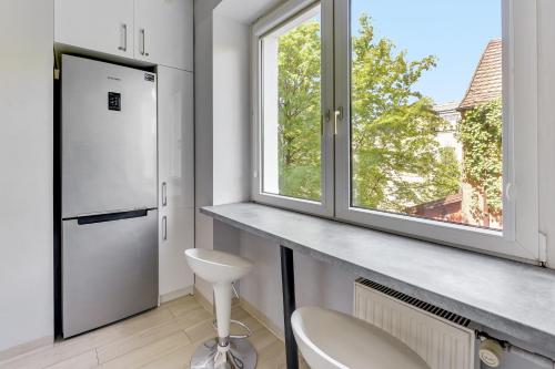 One-Bedroom Apartment image 3