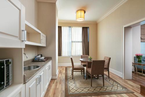 Kitchen, Titanic Business Kartal in Kartal