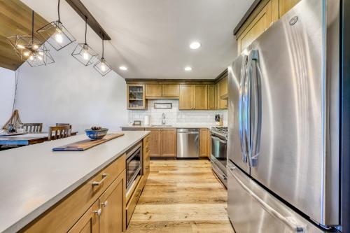 31 Mtn. View Condo - image 6