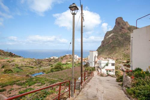 2 bedrooms house with sea view furnished terrace and wifi at Santa Cruz de Tenerife
