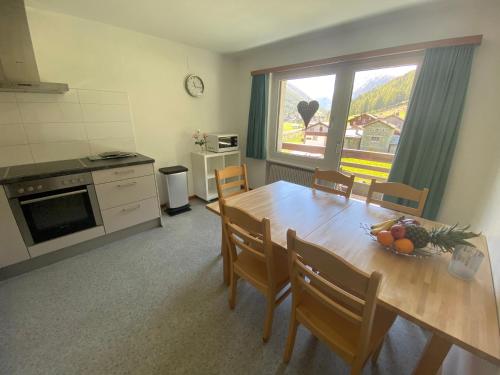 Apartments Carmena - image 13