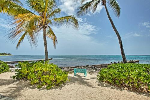 Beachfront St Croix Condo w/ Pool + Lanai! in Кристианстед