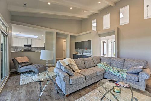 Updated Home with Dock 14 Miles to New Bern - image 4