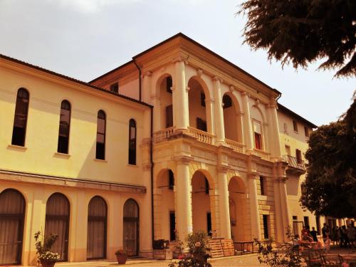 Guest House Villa Angaran San Giuseppe