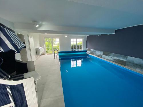 Peldbaseins, Ferienwohnung im Poolhaus mit Ostseeblick in Wittenbeck