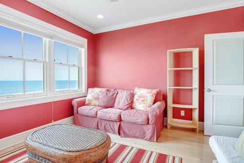 Blue Waters Beachfront - image 3