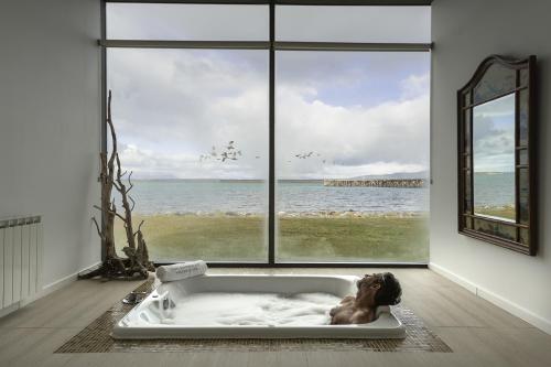 مطعم, The Singular Patagonia Hotel in بويرتو ناتالس