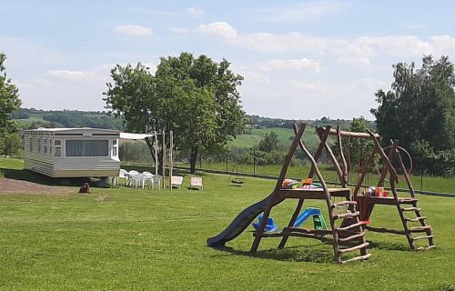 B&B Żerkowice - Gosp. Agroturystyczne Stary Gaj - Bed and Breakfast Żerkowice