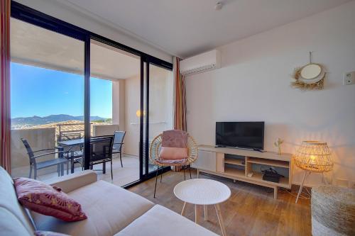 IMMOGROOM - 2 Rooms sea view - Swimming pool - Air conditioning - Parking