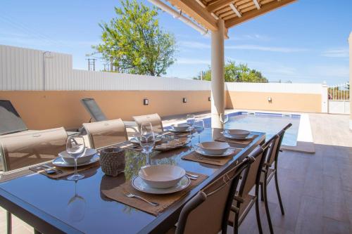 Villa Ribeiro By Keys To Algarve - Armação de Pêra