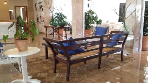 Puerto Azul Suite Hotel - image 13
