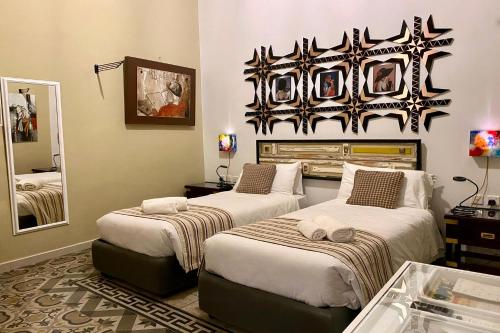 Camera twin, balcone