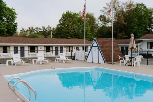 Blue Moon Motel