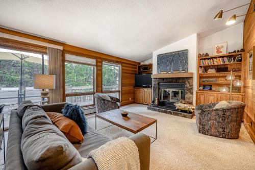 6 Red Cedar - image 7