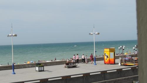 FRONT DE MER ET FALAISE 317 1er Étage Lit fait WifI Taxe de Séjour incluse - Location saisonnière - Le Tréport