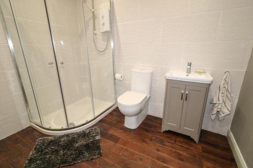 Red Robin's House - image 13