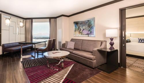 Harrah's Las Vegas Hotel & Casino - image 12