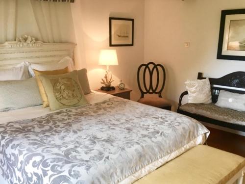 Stately country B&B Home near Dinan and the Sea