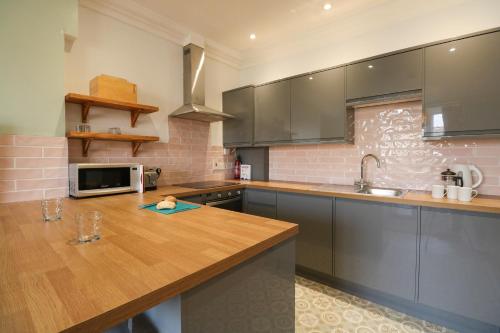 Tradewinds WEYMOUTH - image 4